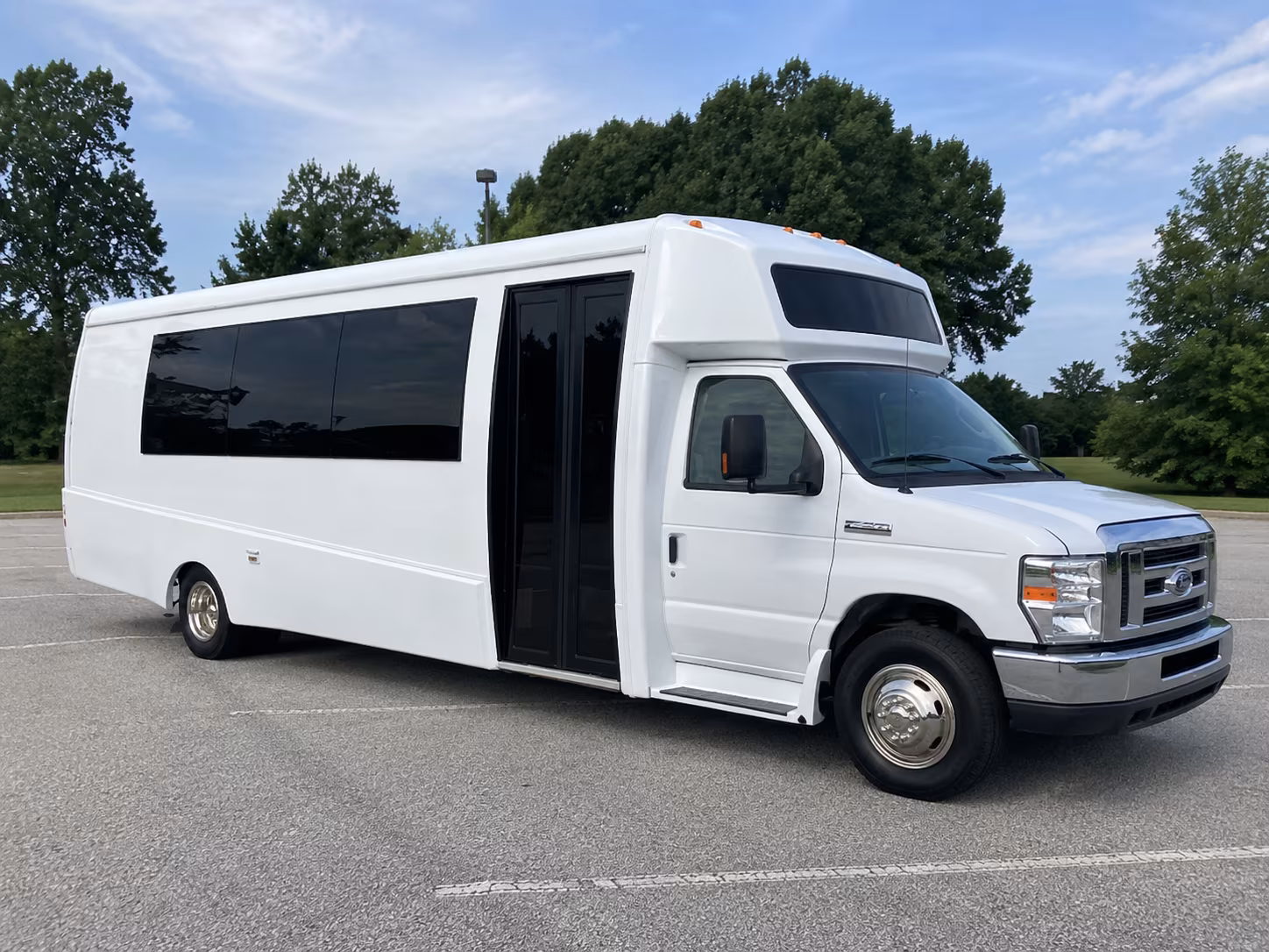 round rock 18 passenger party bus