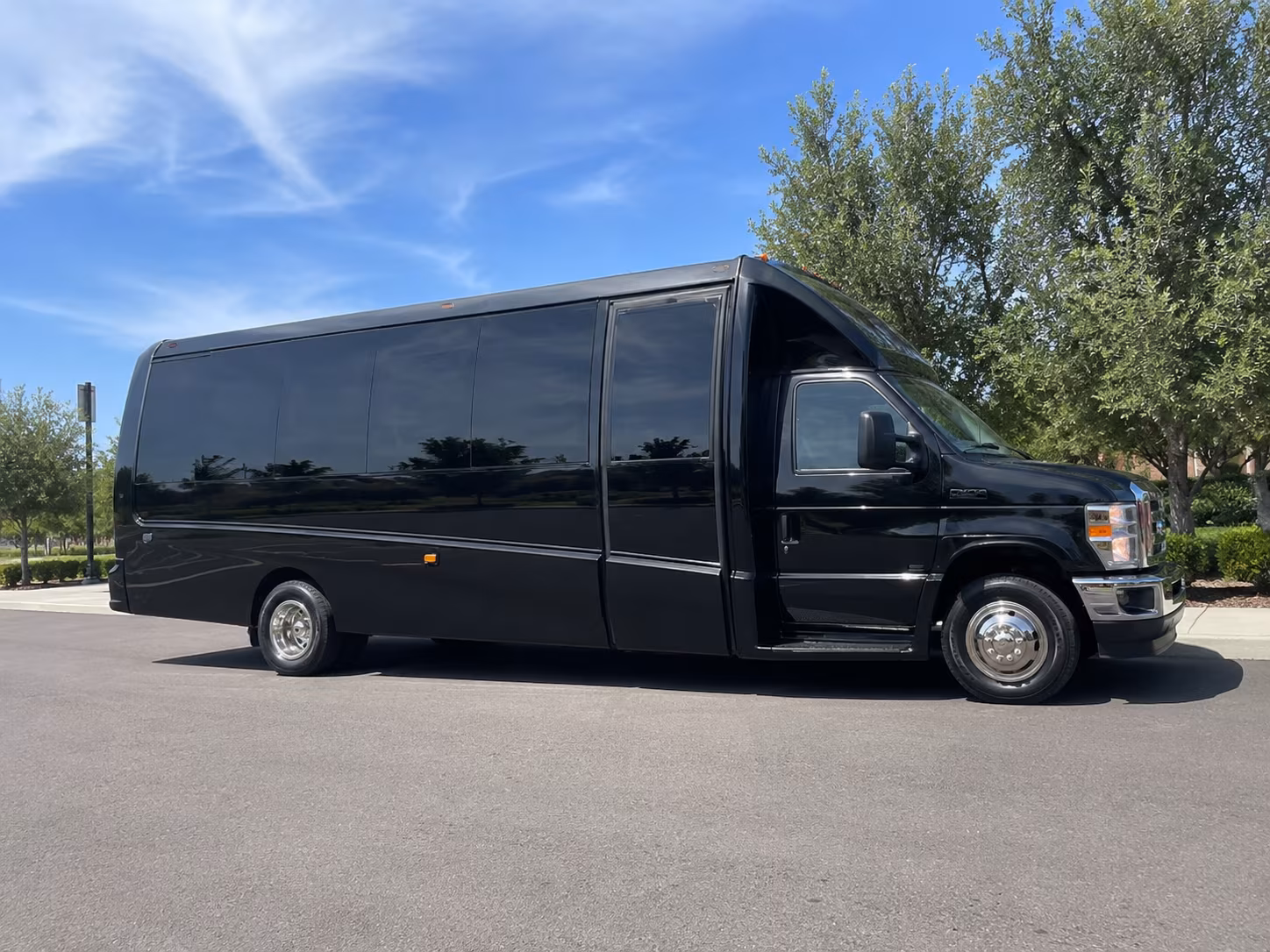 why rent using roundrockminibuscompany com